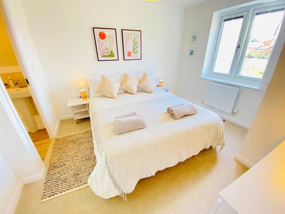 Beautiful, Brand New Apartment! Cheltenham Exterior foto